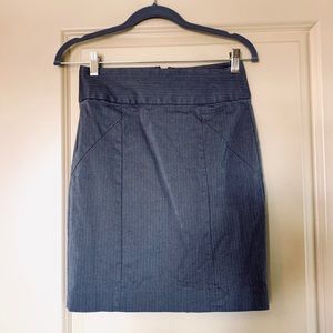 Banana Republic Gray Pencil Skirt Size 0